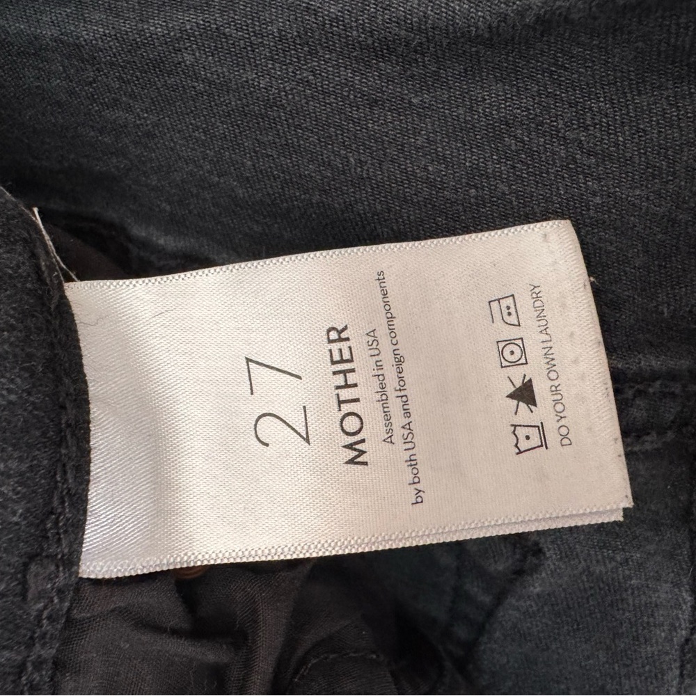 MOTHER Denim Insider Crop Step Fray Black Guilty as Sin Jeans Raw Hem Size 27 - Picture 6 of 8